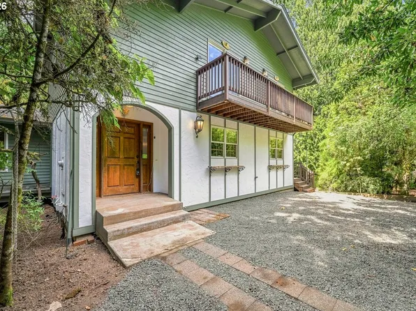 22560 SW Chapman Rd, Sherwood, OR 97140