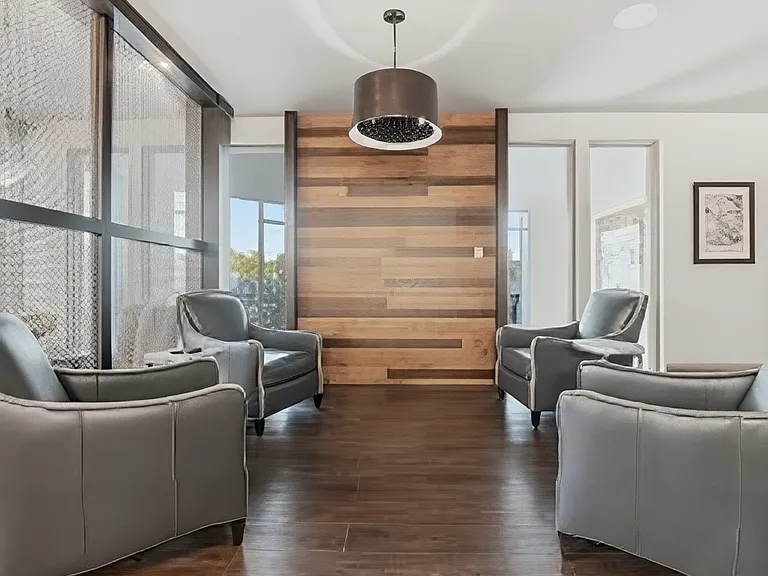 Building's Lounge