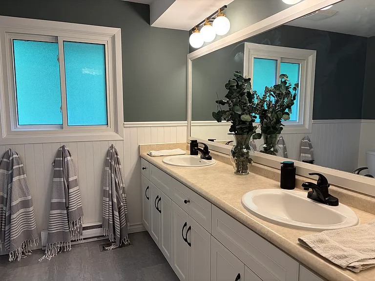 131 Renaud Dr — Photo 13