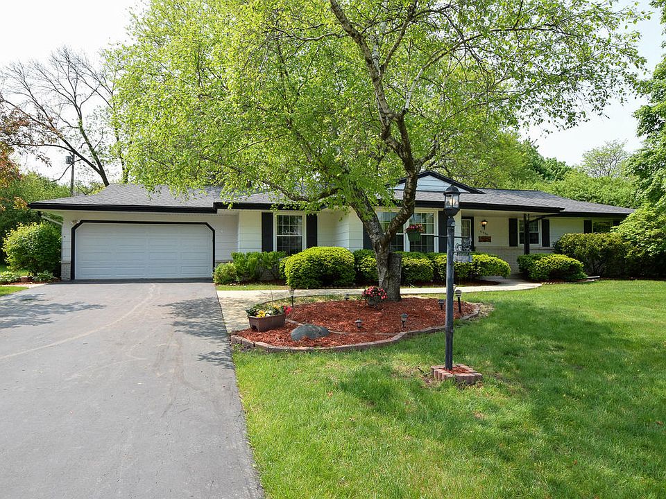 1st image of 17445 Penbrook Dr