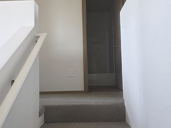 3rd image of 439 N 1st St