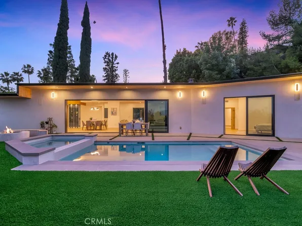 15641 High Knoll Rd, Encino, CA 91436