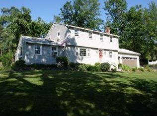 73 Chase Rd, Londonderry, NH 03053