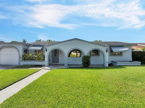 650 SW 11th Dr, Deerfield Beach, FL 33441