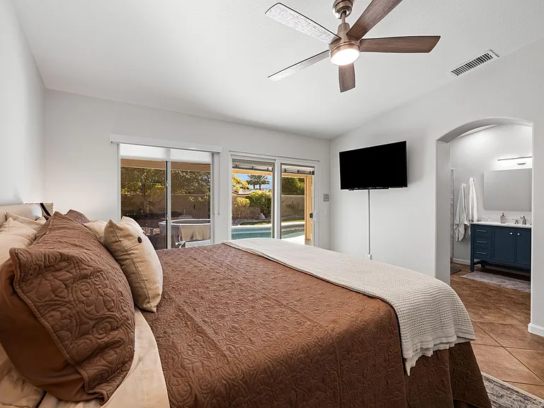 81107 Portola Cir — Photo 18