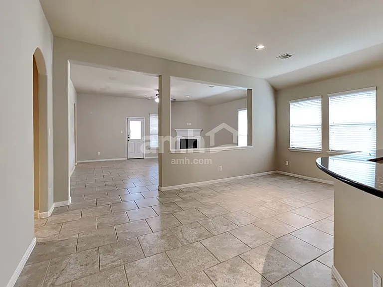 7446 Durango Creek Dr — Photo 5