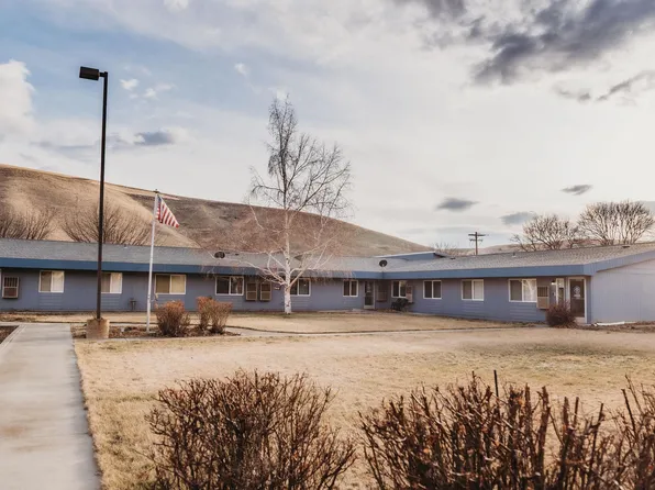 1111 Columbia St, Pomeroy, WA 99347