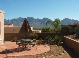 11709 N Quandry Dr, Oro Valley, AZ 85737