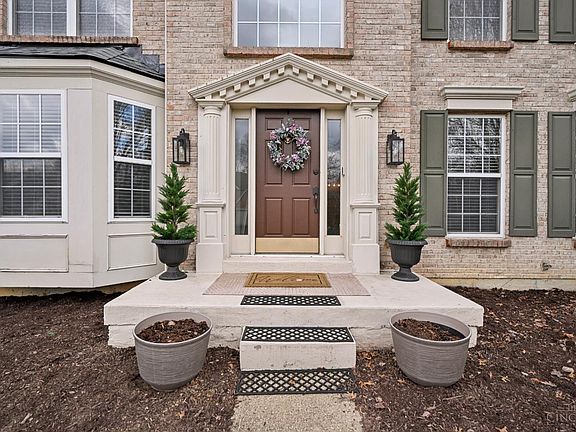 2nd image of 1161 Abbott Rd