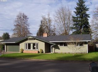 248 Hayes Ave, Cottage Grove, OR 97424