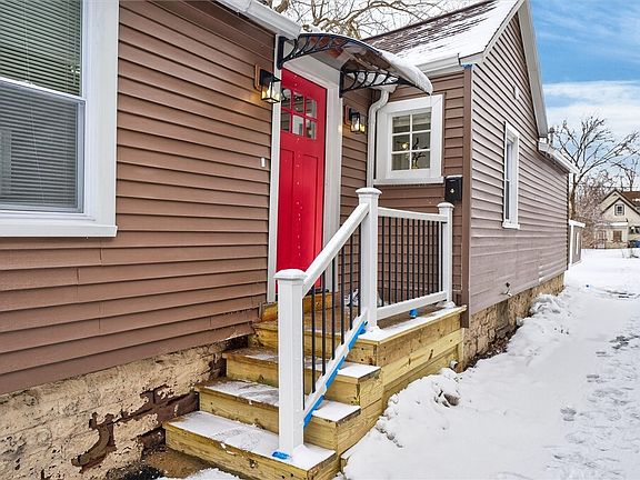 4th image of 66 Starling St