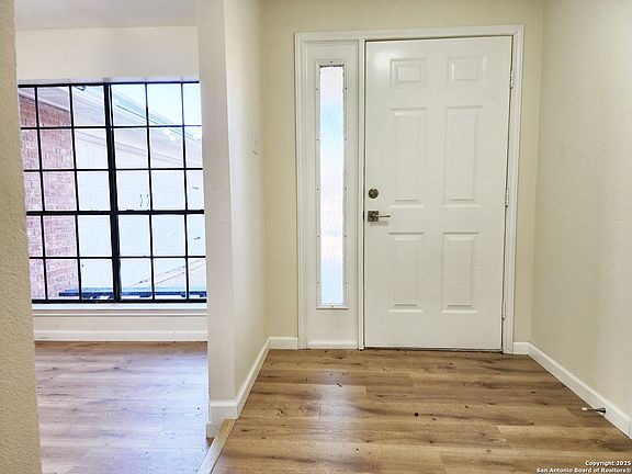 3rd image of 1390 Misty