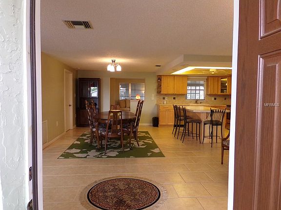 2nd image of 22483 Olean Blvd