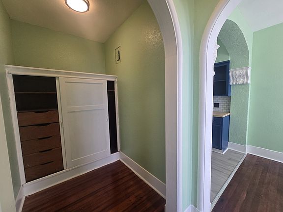 5th image of 725 Broadway St #11456588