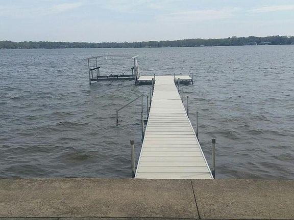 3rd image of 33417 Tice Beach Ave