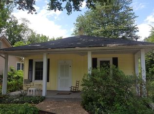 58 Maple St, Brevard, NC 28712