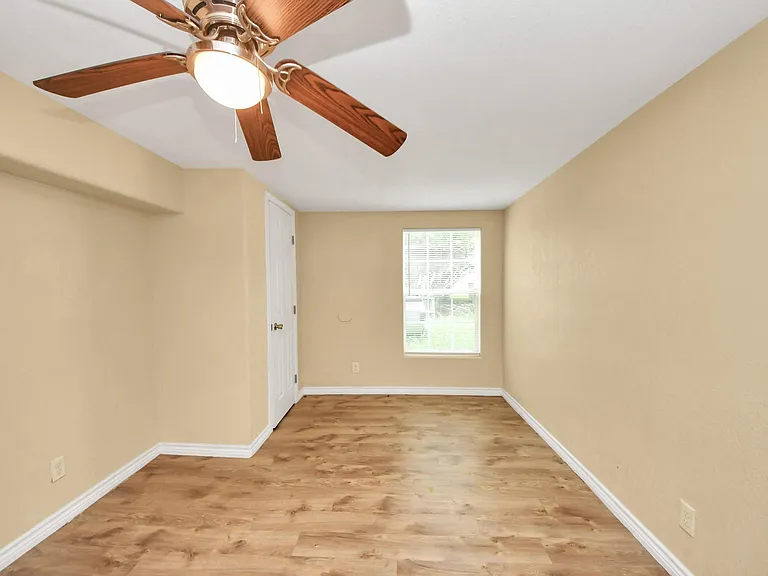 706 Harris Ave #3 — Photo 17