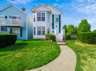 221 W Washington St, Oswego, IL 60543