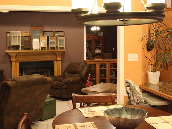4th image of 340 Honey Creek Ln