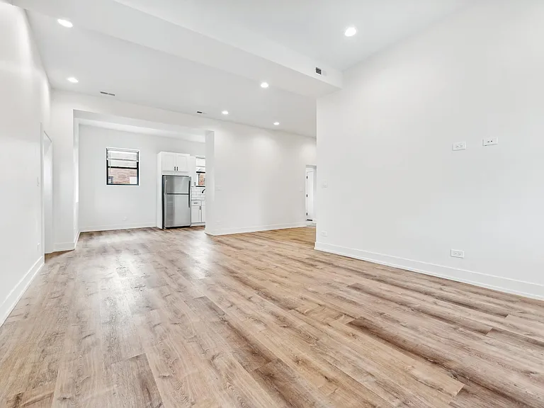 2219 N Hamilton Ave #305 — Photo 10