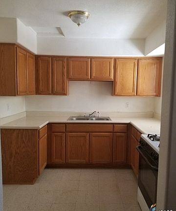 3rd image of 1507 W Hamilton Ave