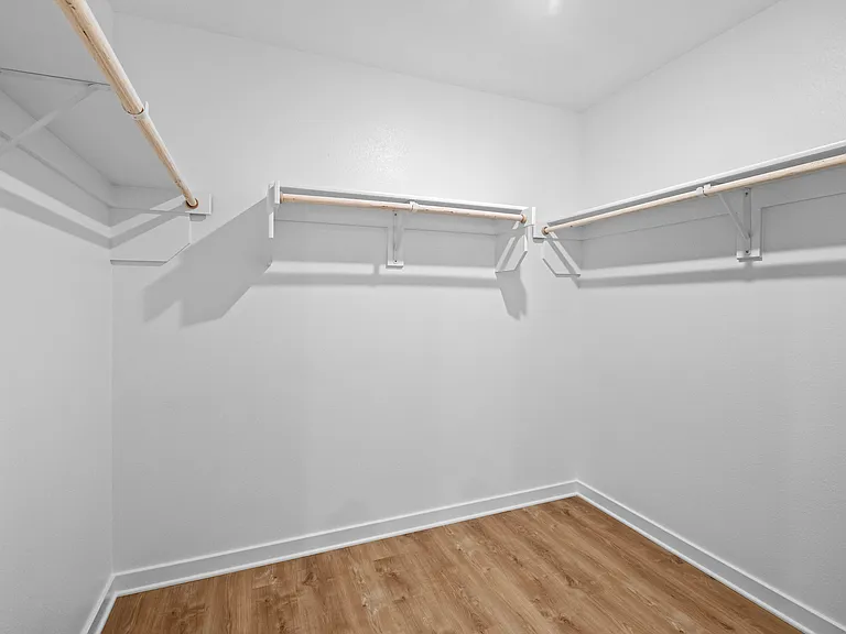 523 Nevada St — Photo 26