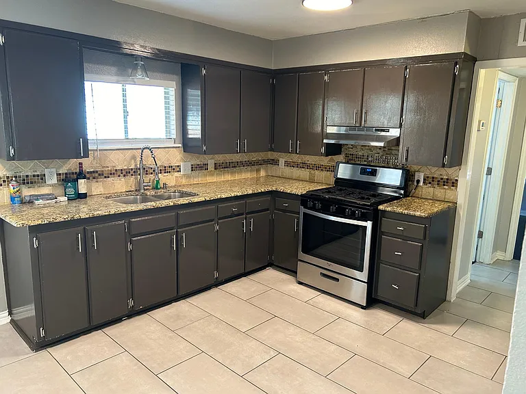 3932 Alamo Ave — Photo 3