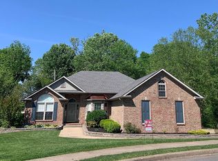 2569 Stone Briar Dr, Clarksville, TN 37043
