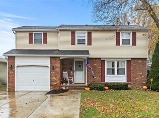 53 Camner Ave, Lancaster, NY 14086