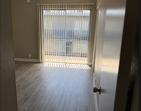 5th image of 515 S 13th St APT 7