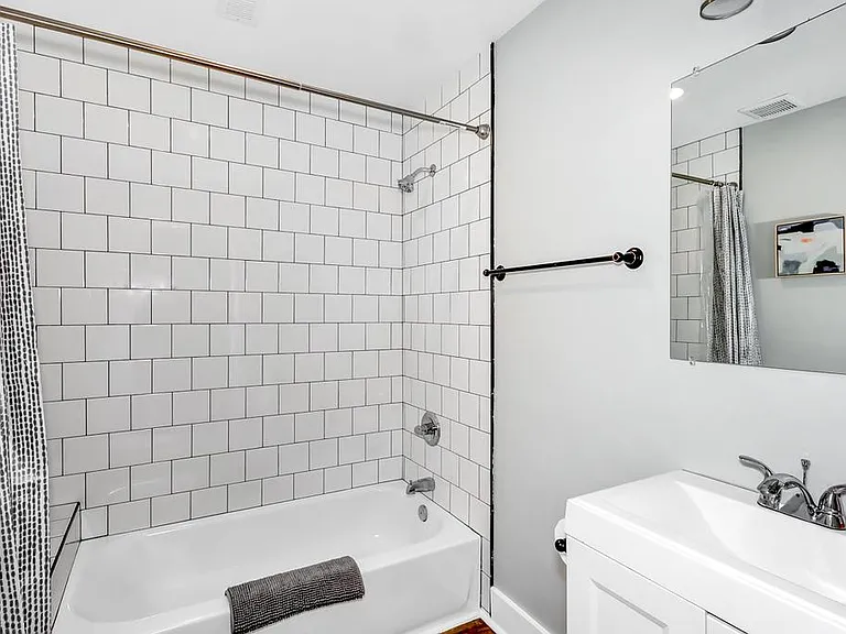 2604 Holmes Ave NW — Photo 14
