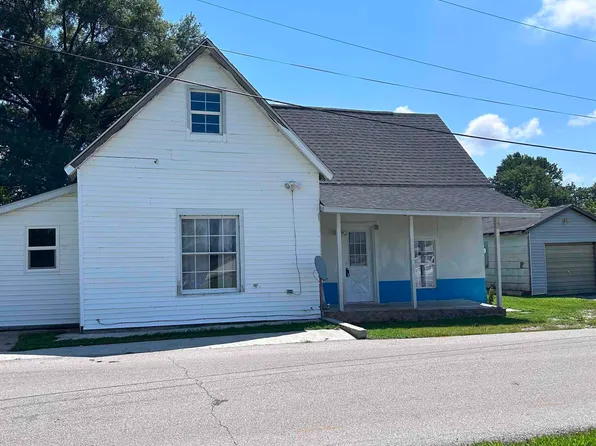 1817 North St, Washington, IN 47501