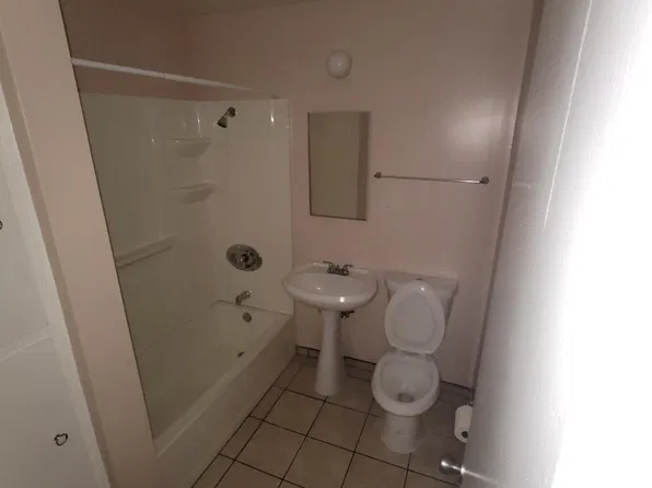 3345 Santa Fe Ave APT 30, Long Beach, CA 90810