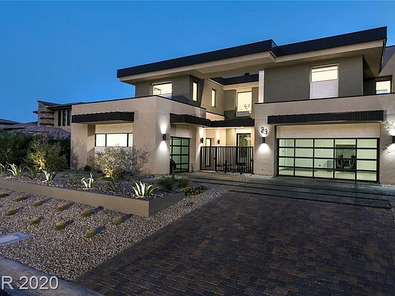 3rd image of 23 Meadowhawk Ln