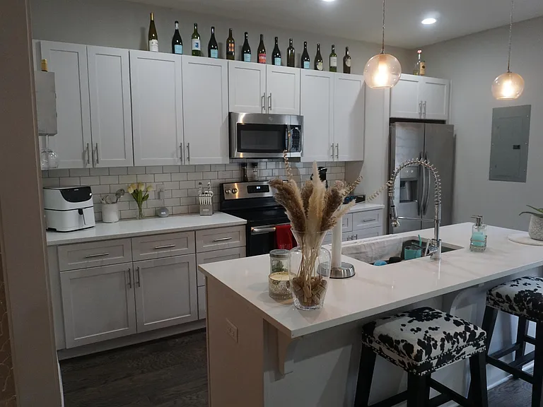 509 Rosedale Ave #E — Photo 2