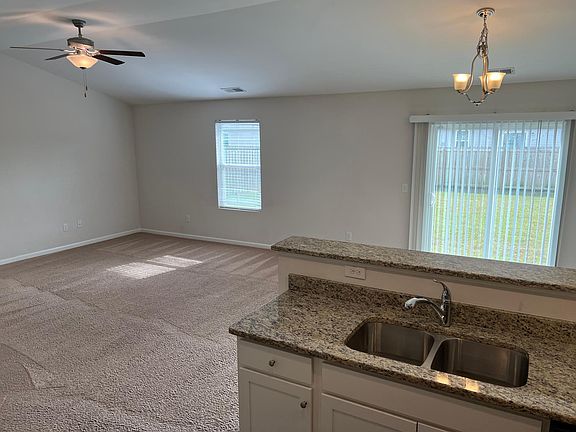Living Room w/ Ceiling Fan