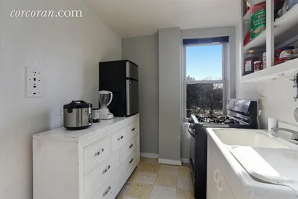 Sold by Corcoran | media 14