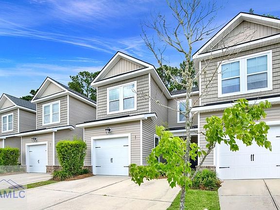 3rd image of 57 Ainsdale Dr