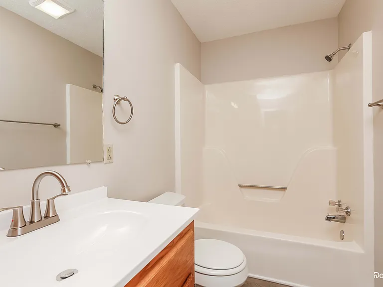 5032 Brookside Dr — Photo 11