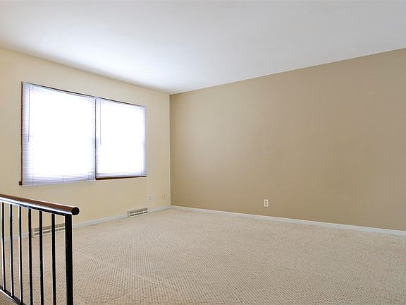 4th image of 126 Concord Ave