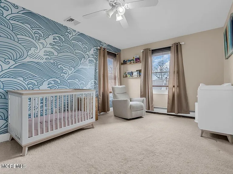 305 Hudson Dr — Photo 10