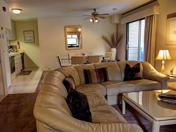 4th image of 136 Juanita Dr #1