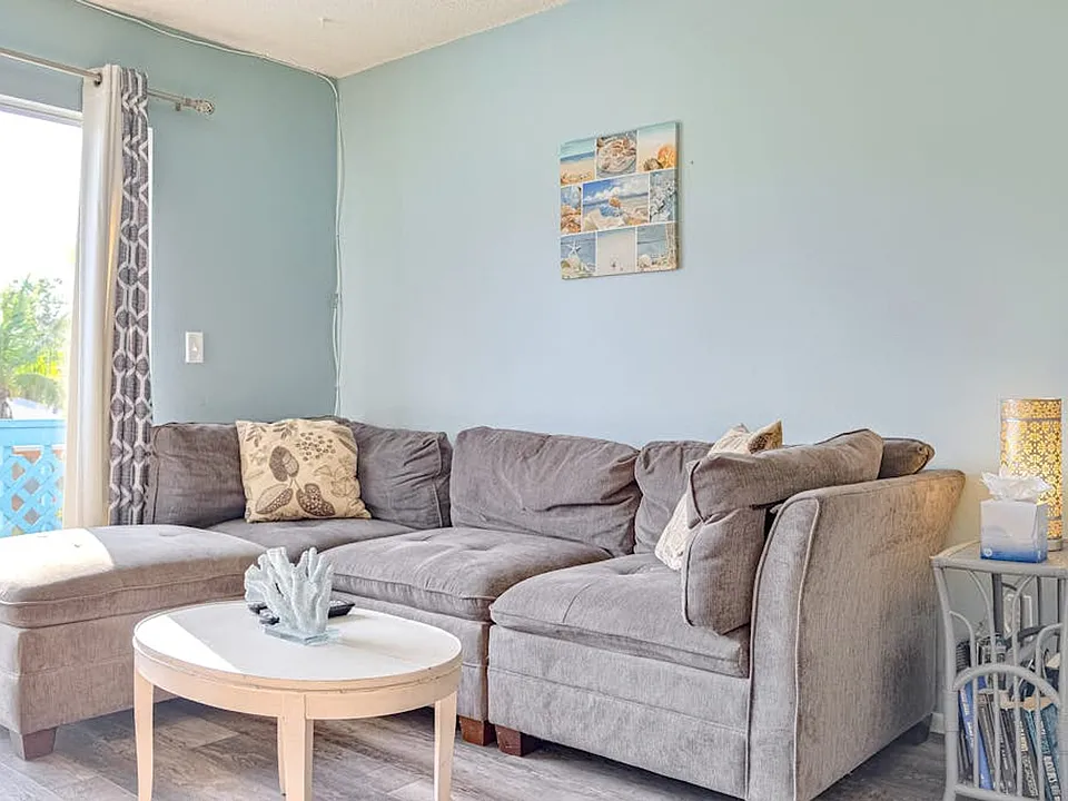 2205 Avenue B #2-ID1591369P