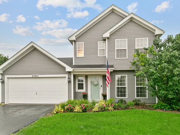 22041 W Petoskey Ct, Plainfield, IL 60544