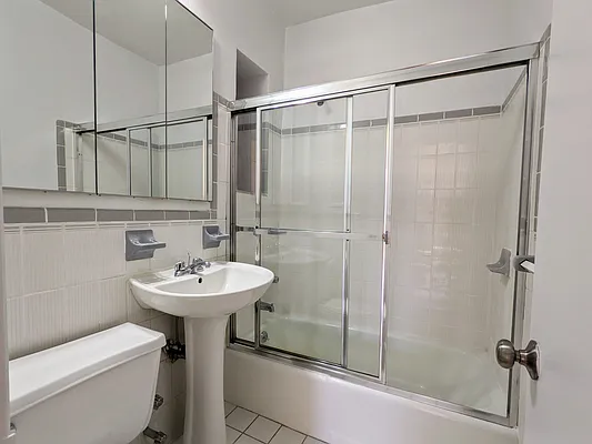 Rented by PocketBroker Inc | media 7