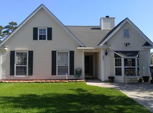 425 Courtland Dr, Summerville, SC 29486