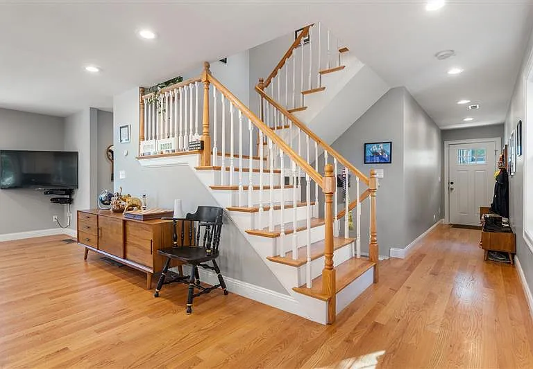 28 Park Ave #1 — Photo 8