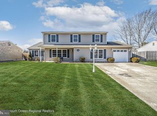 504 Laurelwood Dr, Lanoka Harbor, NJ 08734