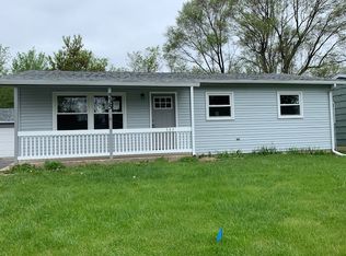 535 Willow Rd, Wauconda, IL 60084