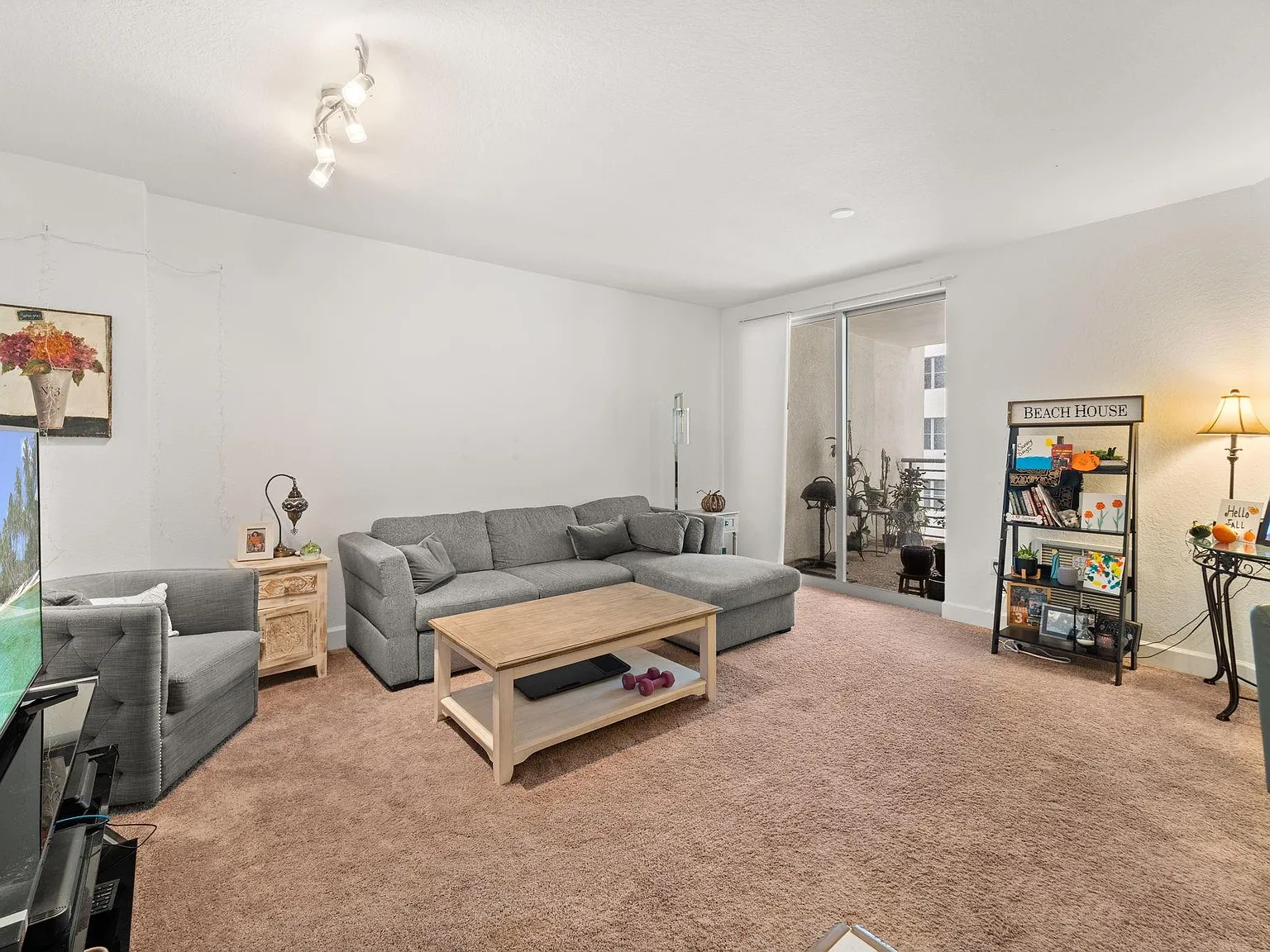 1 bed, 1.0 bath, 899 sqft, $2,200 — Photo 4